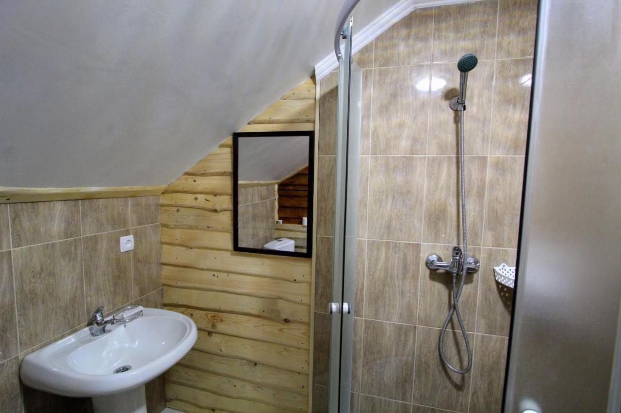 Мала Одеса Hotel Яблуниця Екстериор снимка